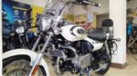 Bajaj avenger street 220