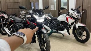 61Km माइलेज के साथ आई TVS Apache RTR 160 बाइक, चार्मिंग लुक में कीमत सबसे कम