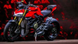 KTM को धाराशाही करने आई Ducati Streetfighter बाइक, चार्मिंग लुक में फीचर्स जबरदस्त