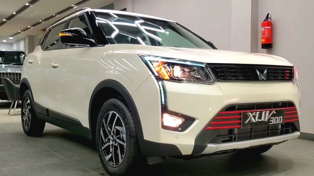 Mahindra XUV300 Car