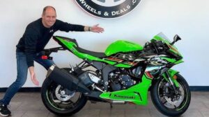 जल्द आ रही है Kawasaki Ninja ZX 6R बाइक, धांसू फीचर्स में जाने कीमत