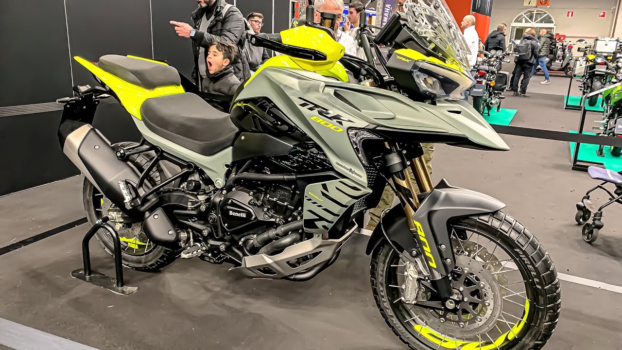 Benelli TRK 800