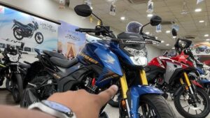 55km माइलेज के साथ मिल जाती है Honda की यह तूफानी बाइक, कम कीमत में सबसे खास