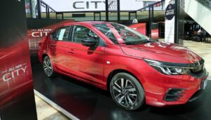 BMW जैसी लुक और लग्जरी इंटीरियर के साथ, Honda ने लांच की New Honda City कार