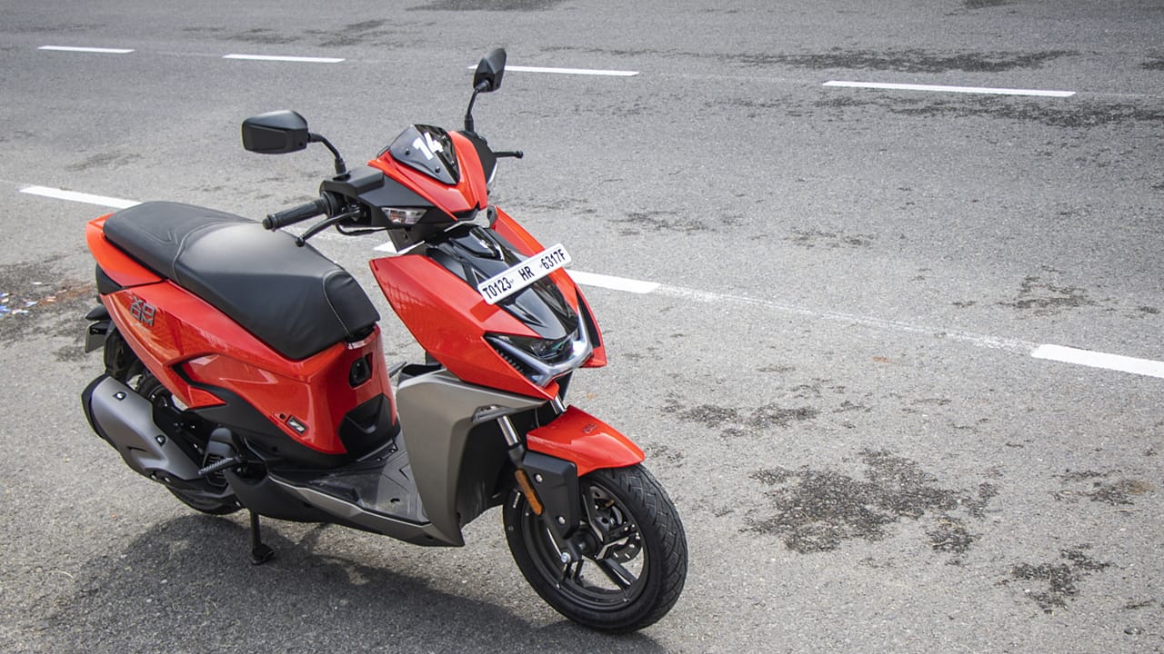 Hero Zoom 160 Scooter