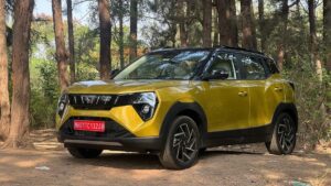 बस एक स्मार्टफोन जितने डाउन पेमेंट पर घर लाएं, Mahindra की पॉपुलर XUV 3XO कार