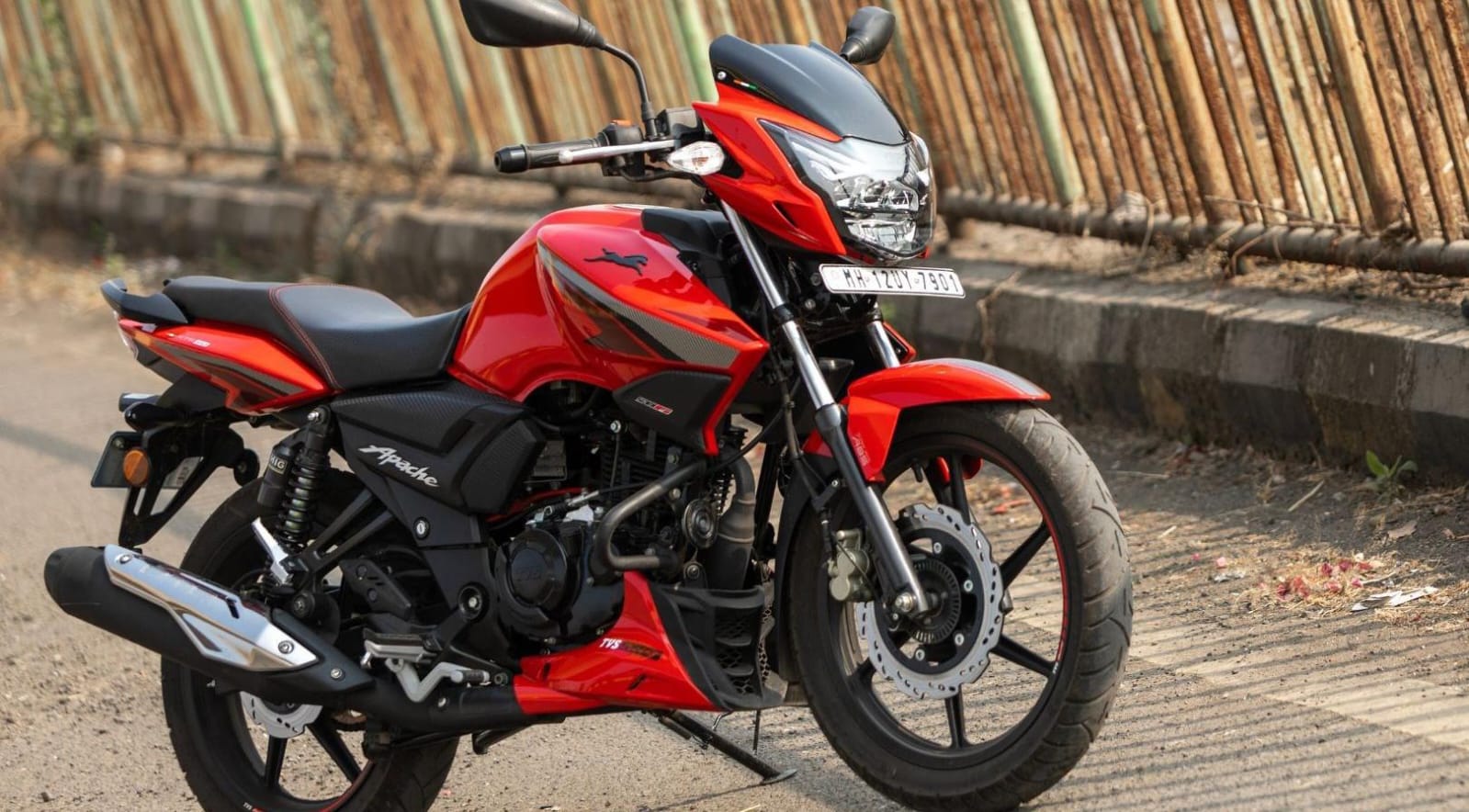 TVS Apache RTR 160