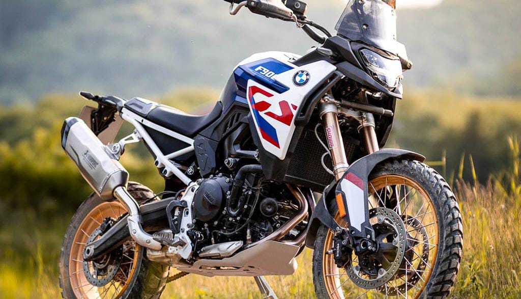 BMW F900 GS