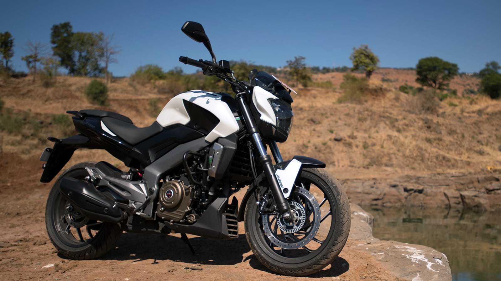 Bajaj Dominar 400