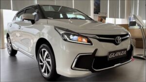 स्पोर्टी लुक में दीवाना बनाने आ गई Toyota की नई कार, जाने कीमत