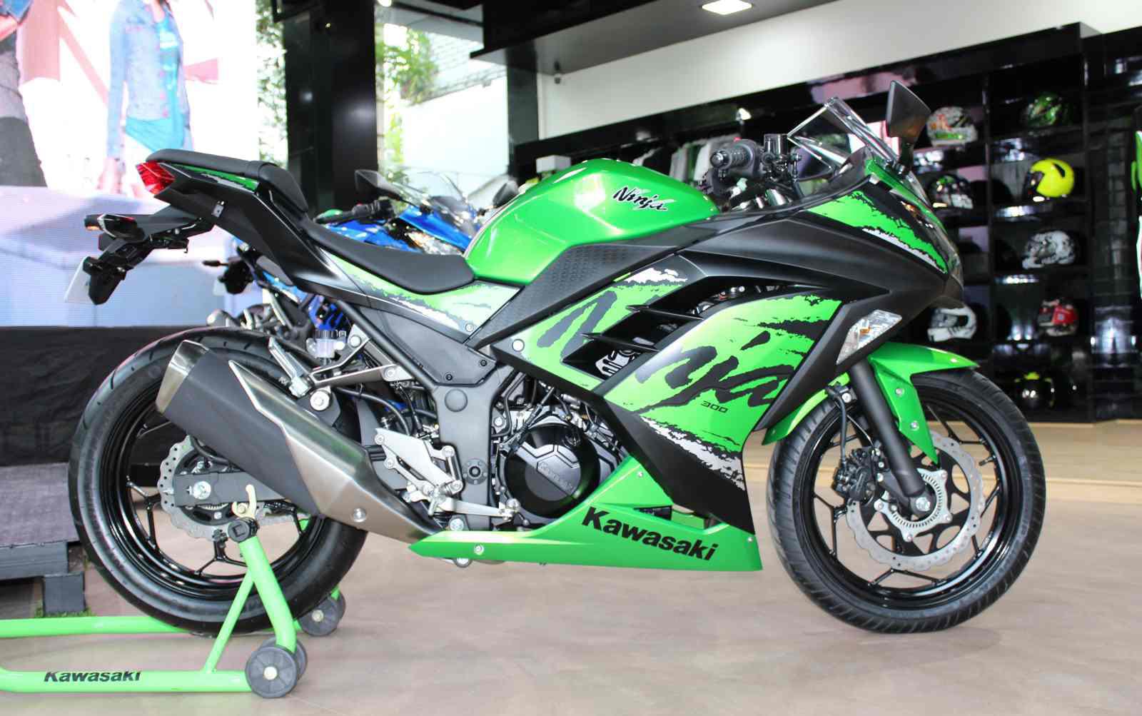 Kawasaki Ninja 300