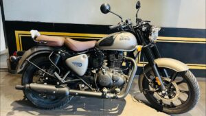 दमदार डिजाइन वाली Royal Enfield की इस बेहतरीन बाइक का कल हुआ धमाकेदार सेल